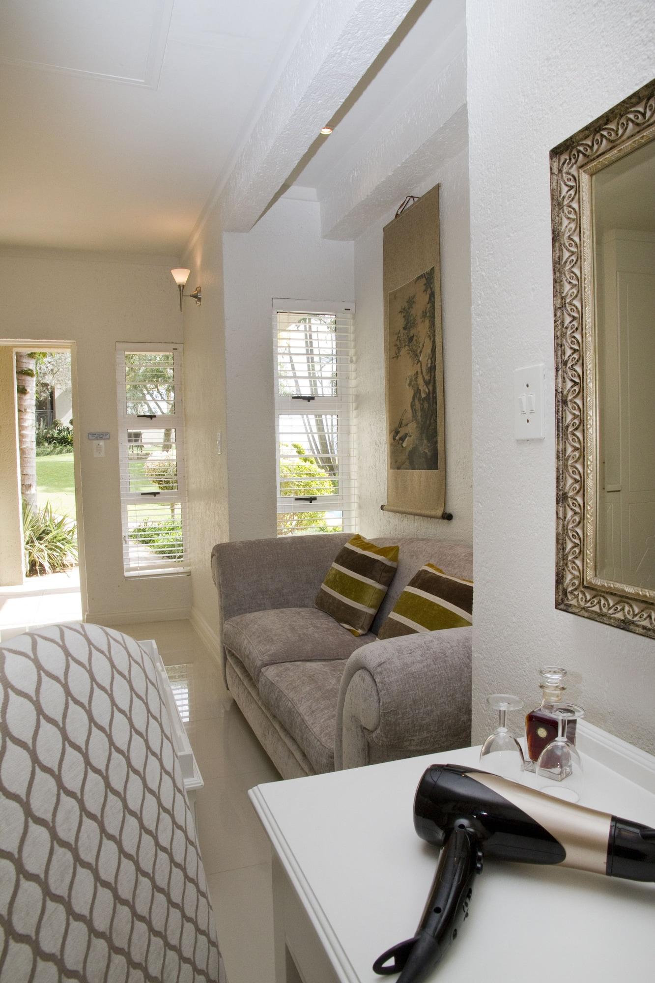 Loerie'S Call Guesthouse Mbombela Dış mekan fotoğraf