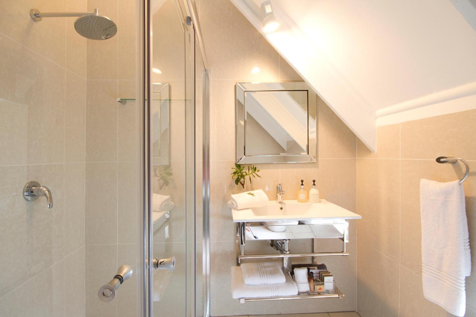 Loerie'S Call Guesthouse Mbombela Dış mekan fotoğraf