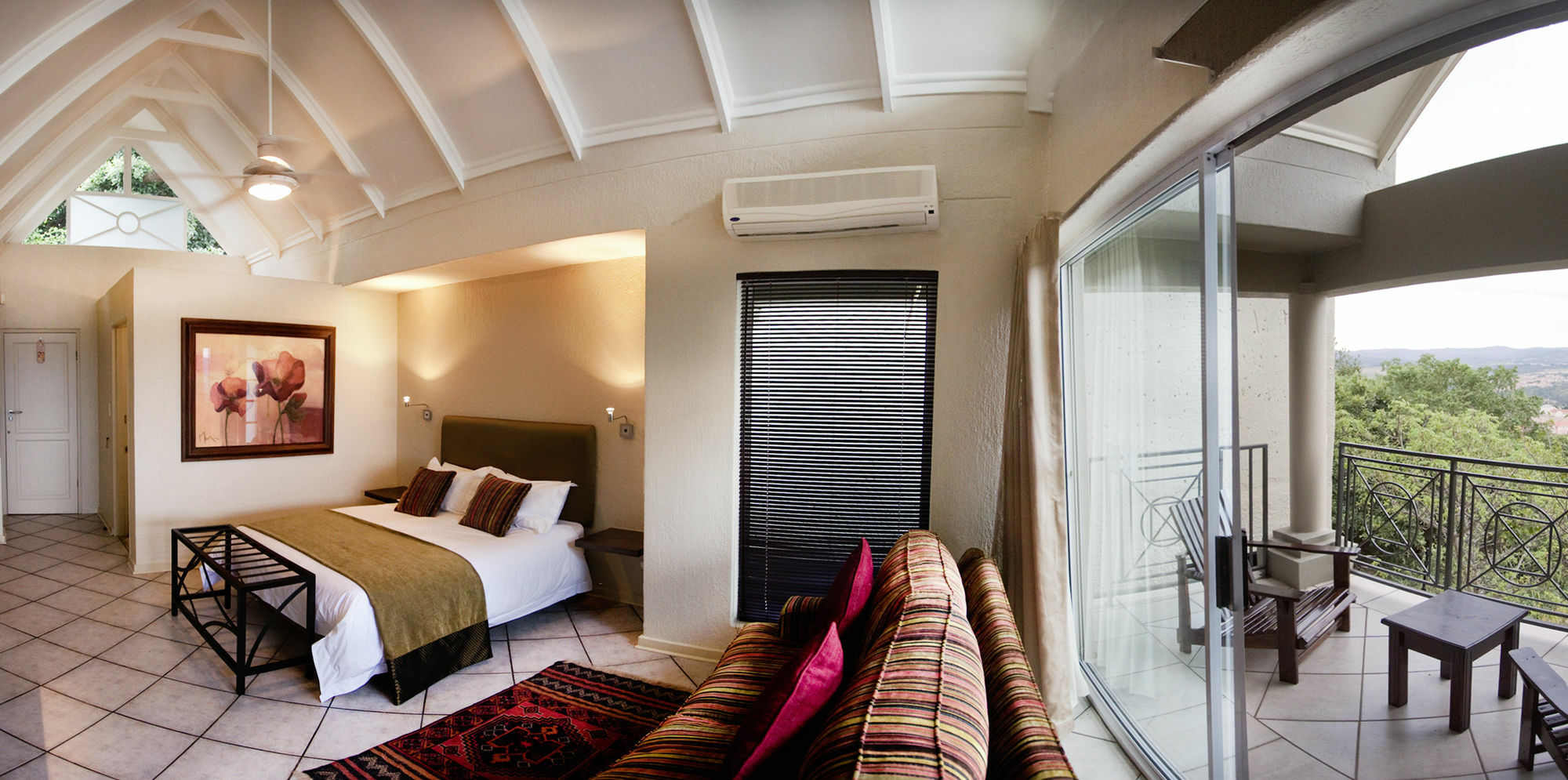 Loerie'S Call Guesthouse Mbombela Dış mekan fotoğraf