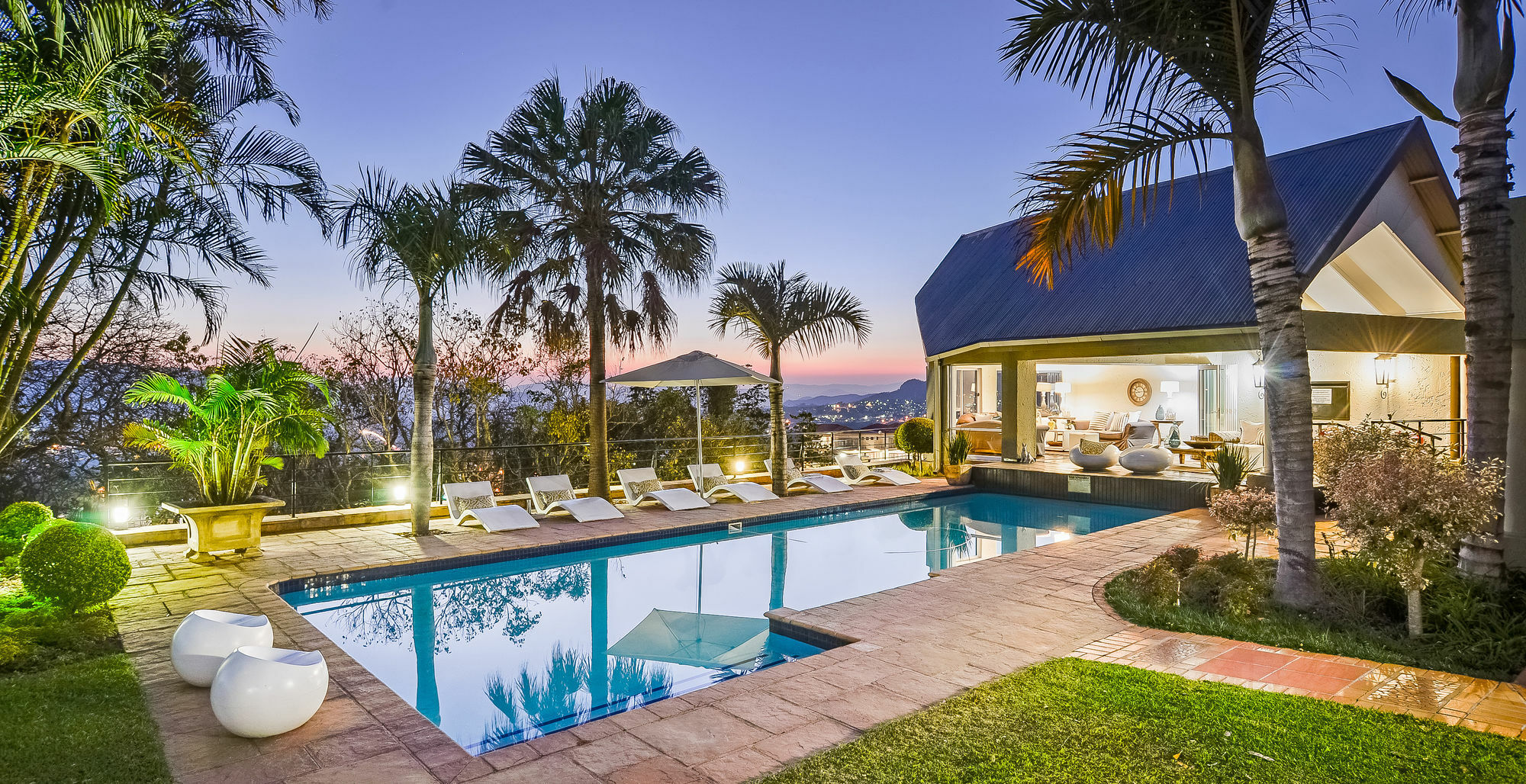 Loerie'S Call Guesthouse Mbombela Dış mekan fotoğraf
